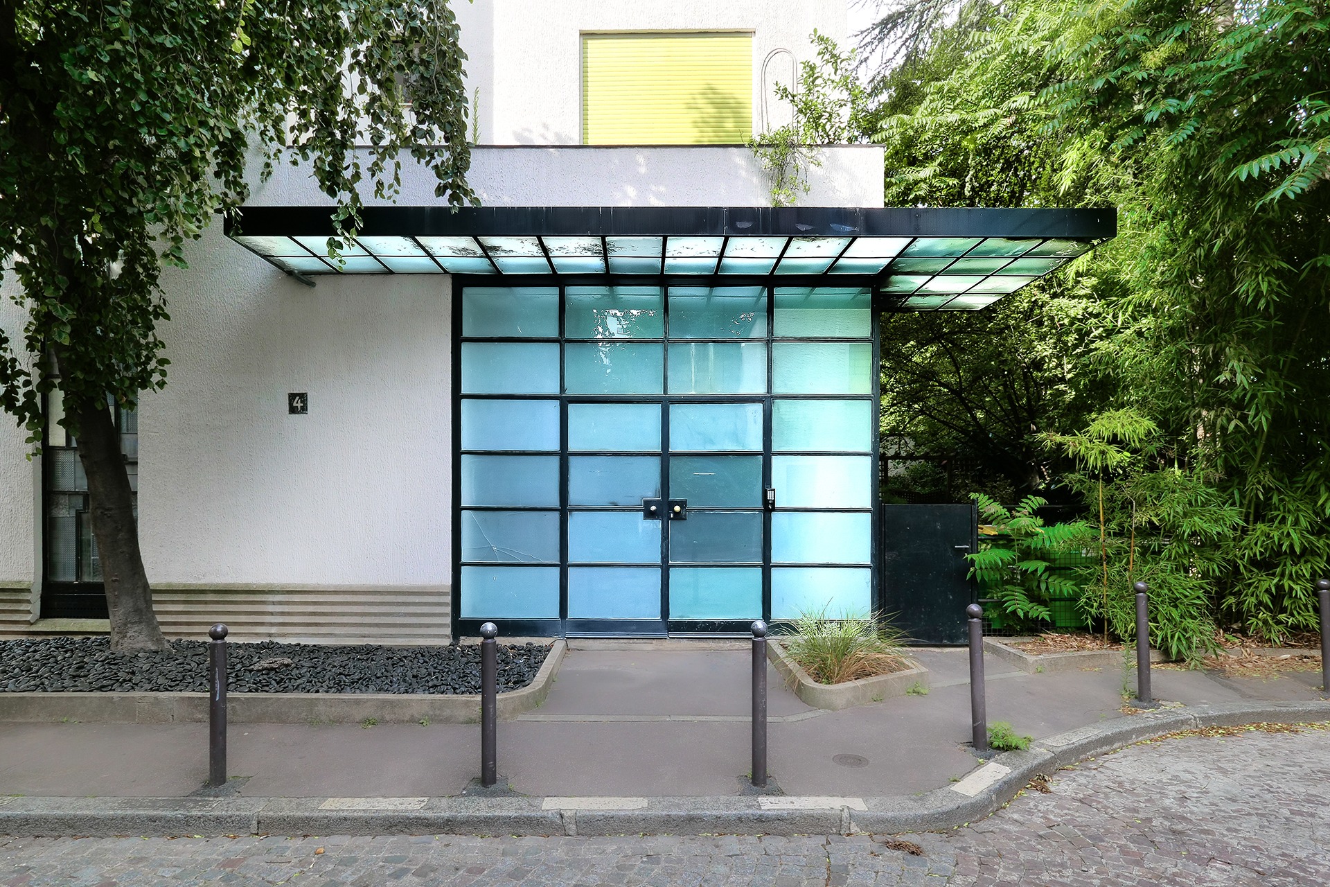 Vente d'un appartement historique rue Mallet-Stevens, l’appartement prestigieux de l’architecte construit en 1927.