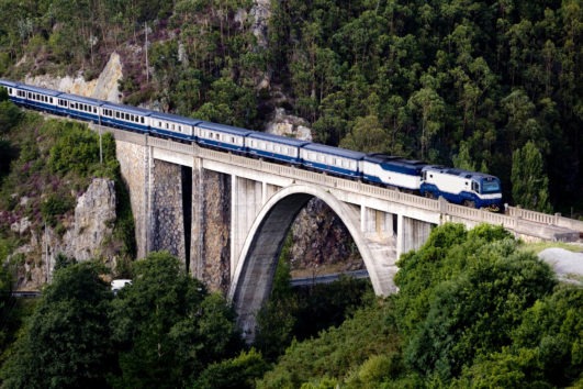 Croisière en Espagne: Costa Verde Express - Relier en six jours la Galice au Pays basque en traversant vallées et gorges vertigineuses !