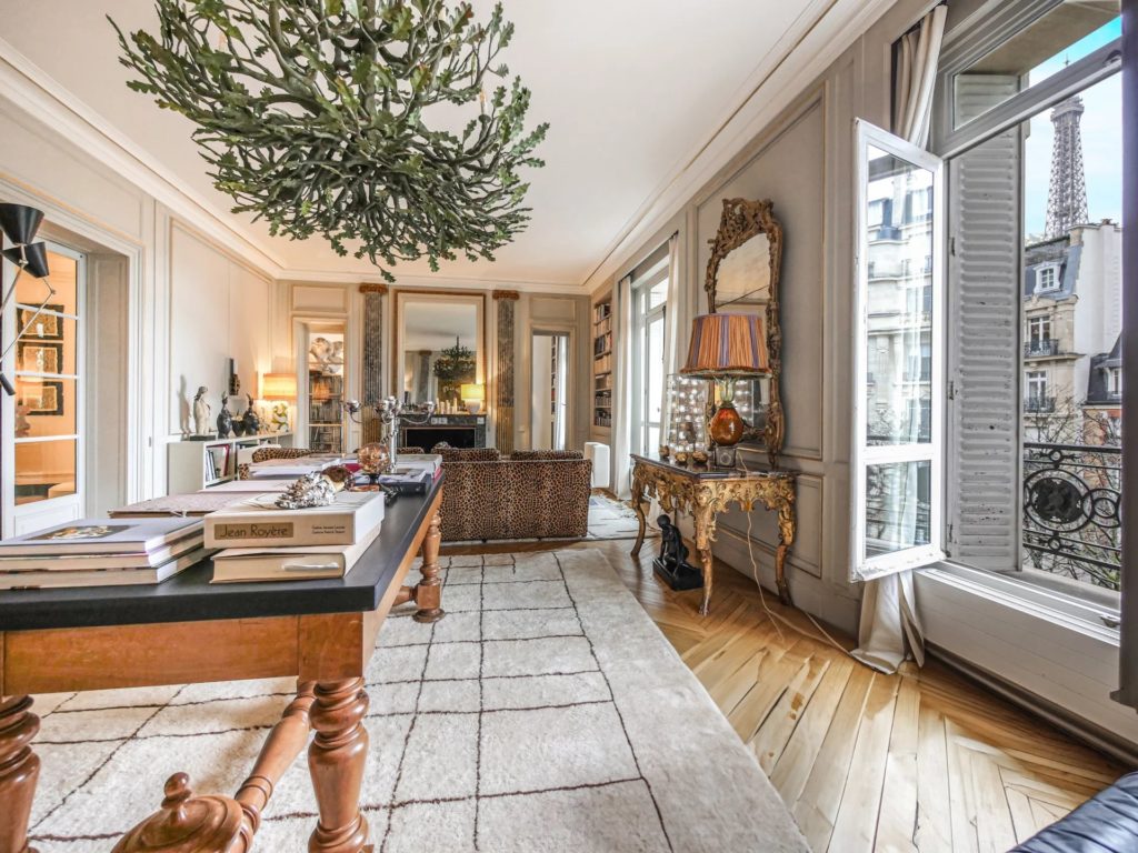 Vente Réalisée – Appartement d’Exception Avenue de Camoëns, Paris 16e