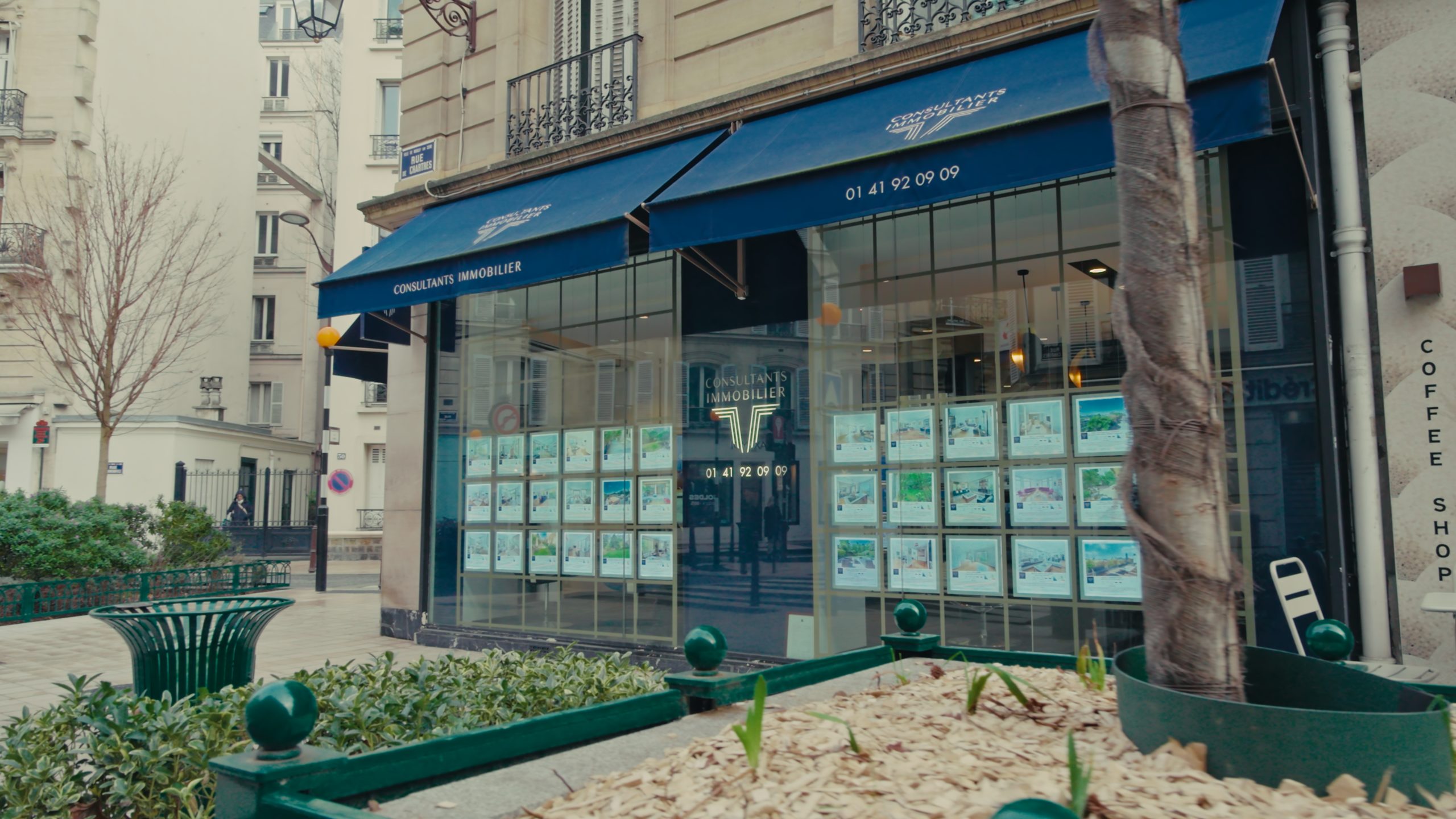 agence immobilière Neuilly sur seine Photo agence luxe Neuilly sur Seine